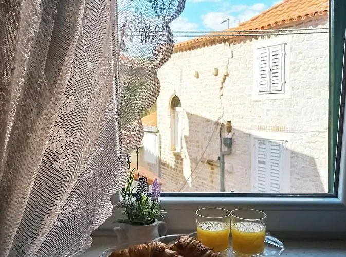 Makala * טרוגיר